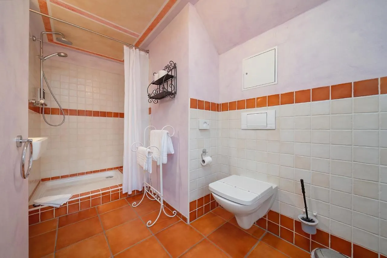 Ristorante E Pensione La Campagnola Drezno 2*,